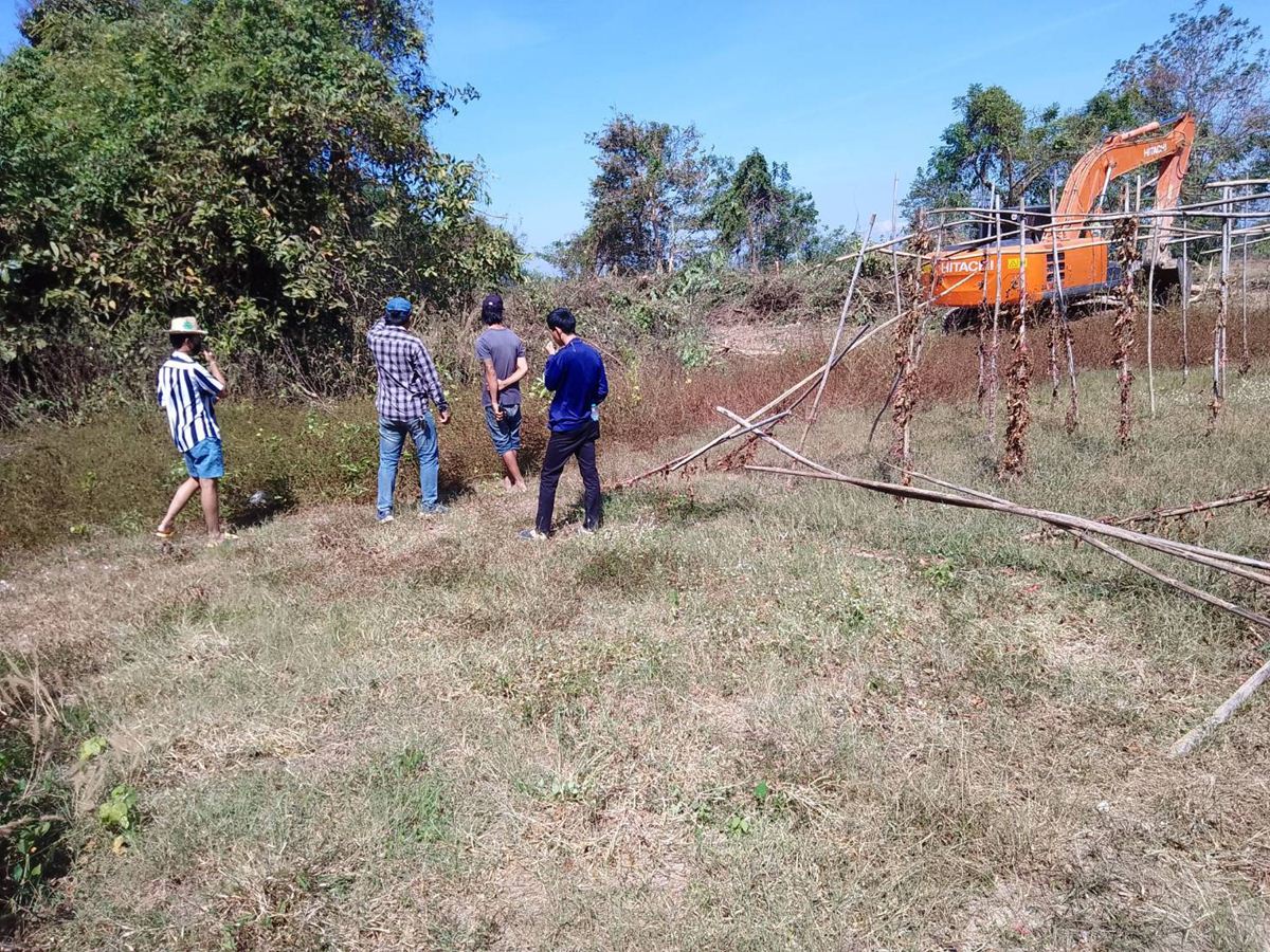 รถแม็คโคร ให้เช่า ชลบุรี backhoe for rent Chon Buri