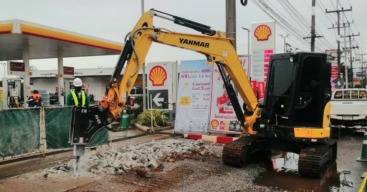 รถแม็คโครให้เช่า รถแบคโฮรับจ้าง รถขุดเล็ก ภาคใต้ Excavators for rent in the south.